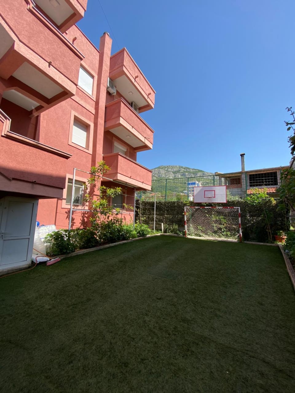 Apartments Donna Bed and Breakfast in Montenegro