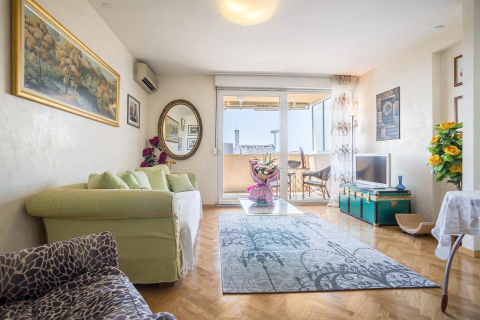 Balcony/Terrace, Dining area