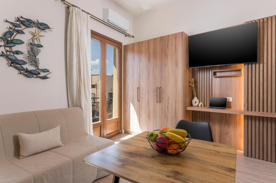 TV and multimedia, Balcony/Terrace, Seating area, Dining area