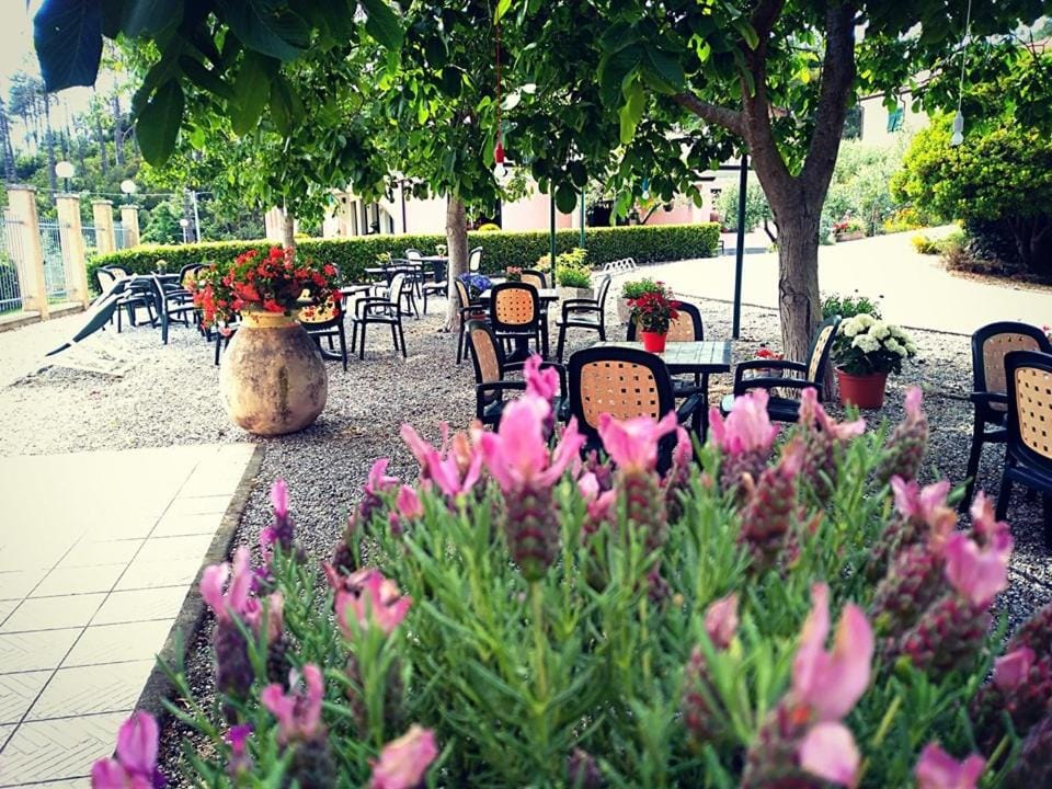 Hotel La Rossola Resort & Natura Bonassola la Porta delle 5 Terre Country House in Framura