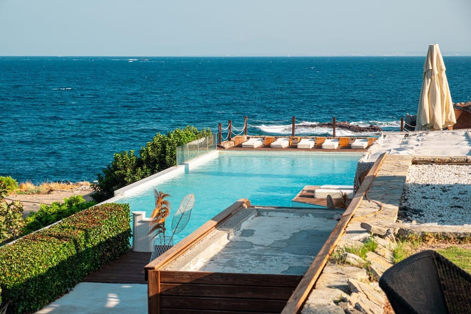 Pool view, Swimming pool