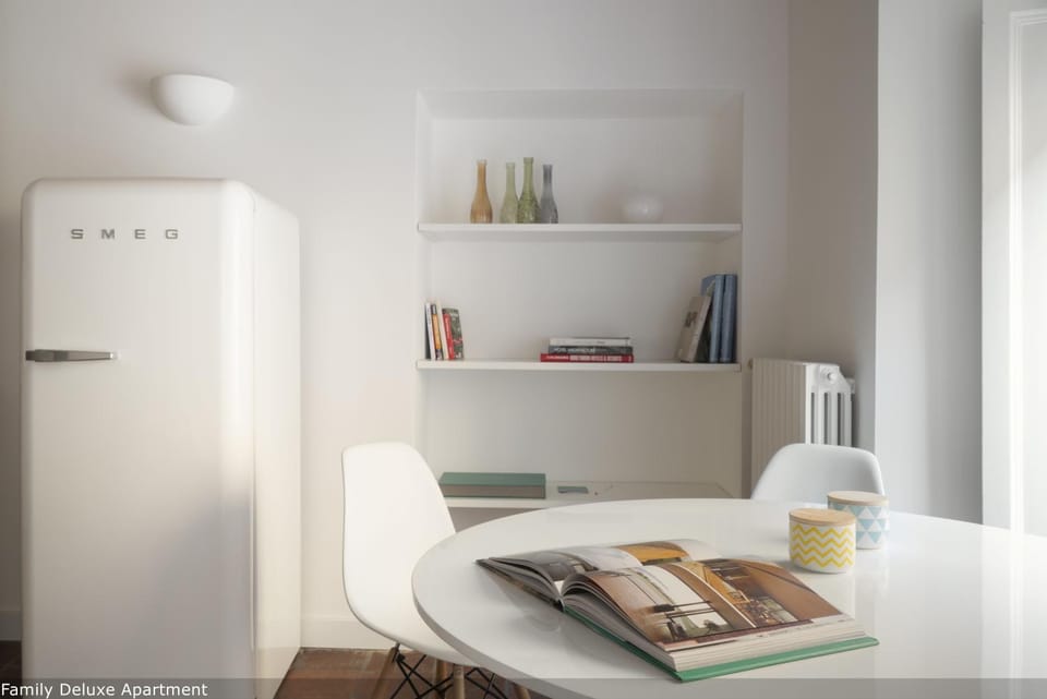 Library, Kitchen or kitchenette