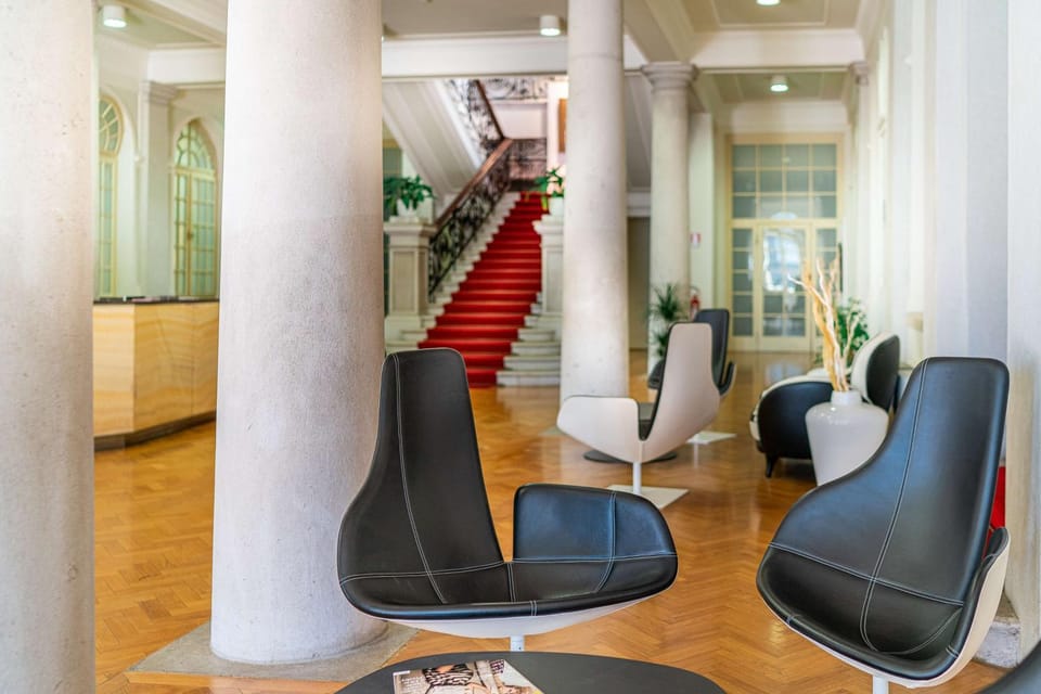 Lobby or reception, On site