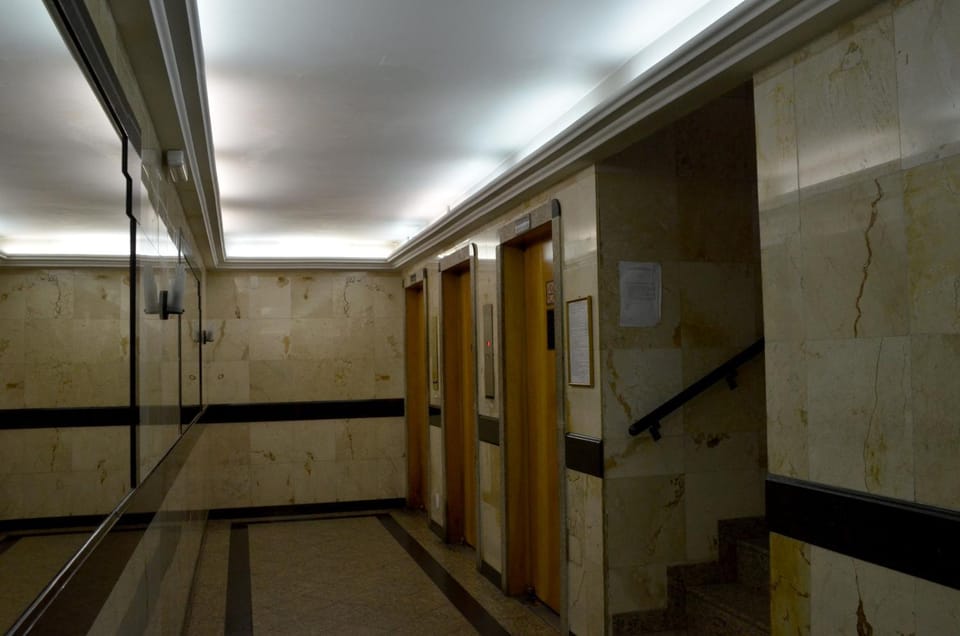 Property building, Facade/entrance