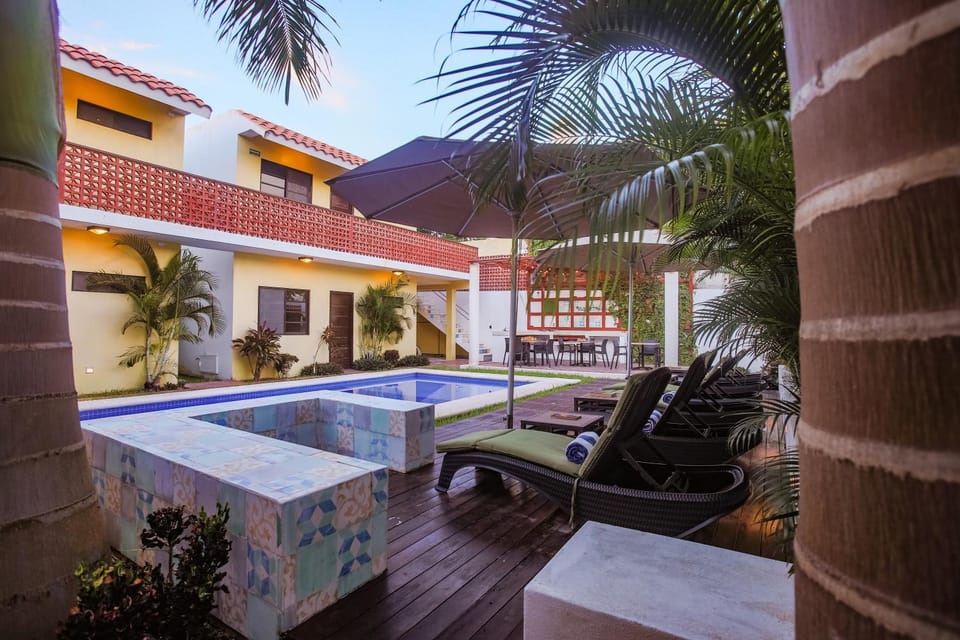 Swimming pool