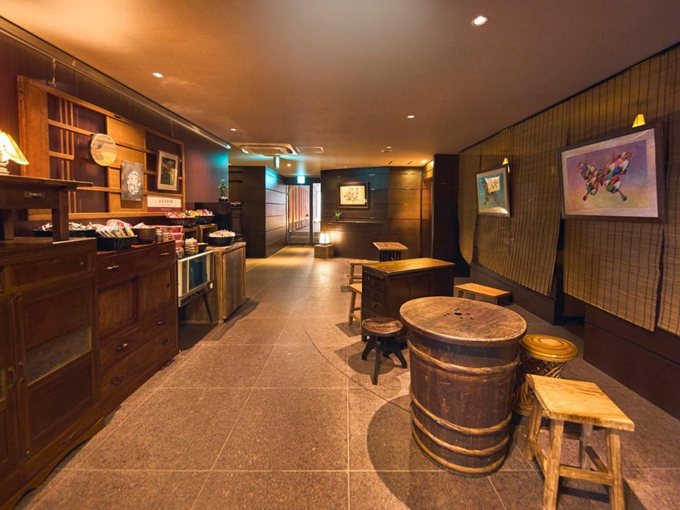 Lounge or bar