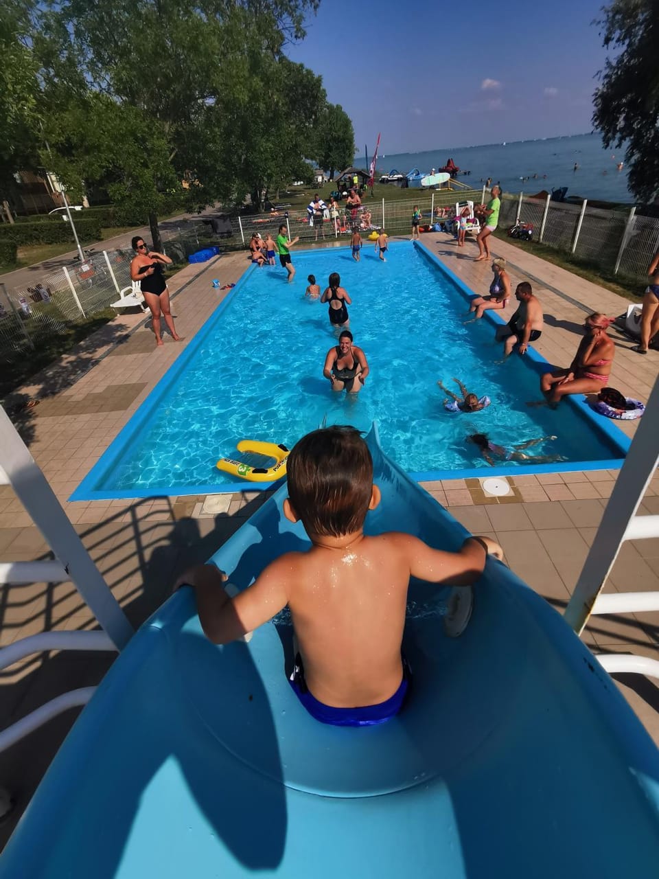 Swimming pool