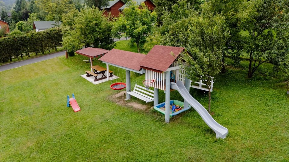 Bieszczadzki Zakątek 787-899-185 Farm Stay in Slovakia