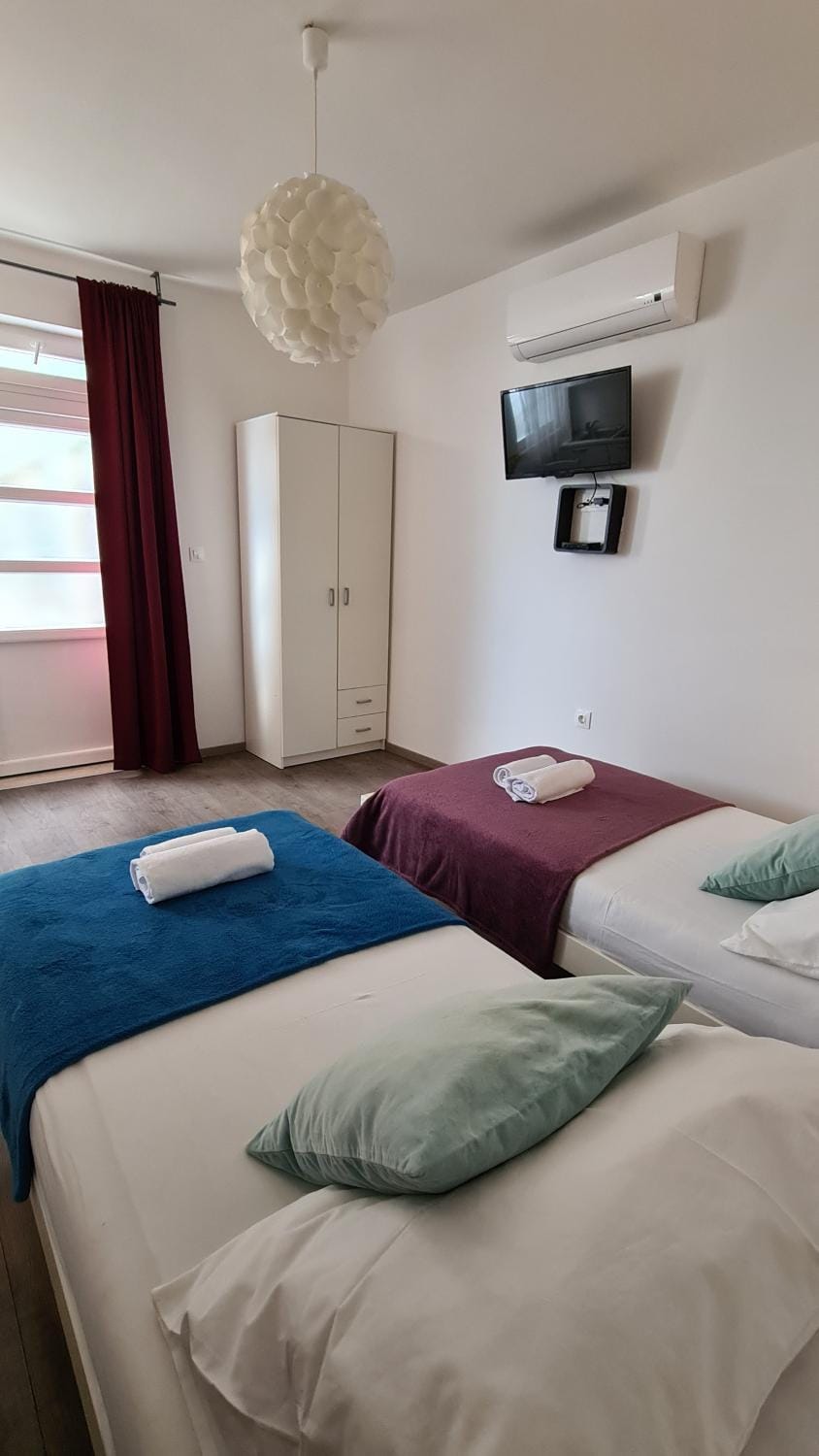 Bed, TV and multimedia