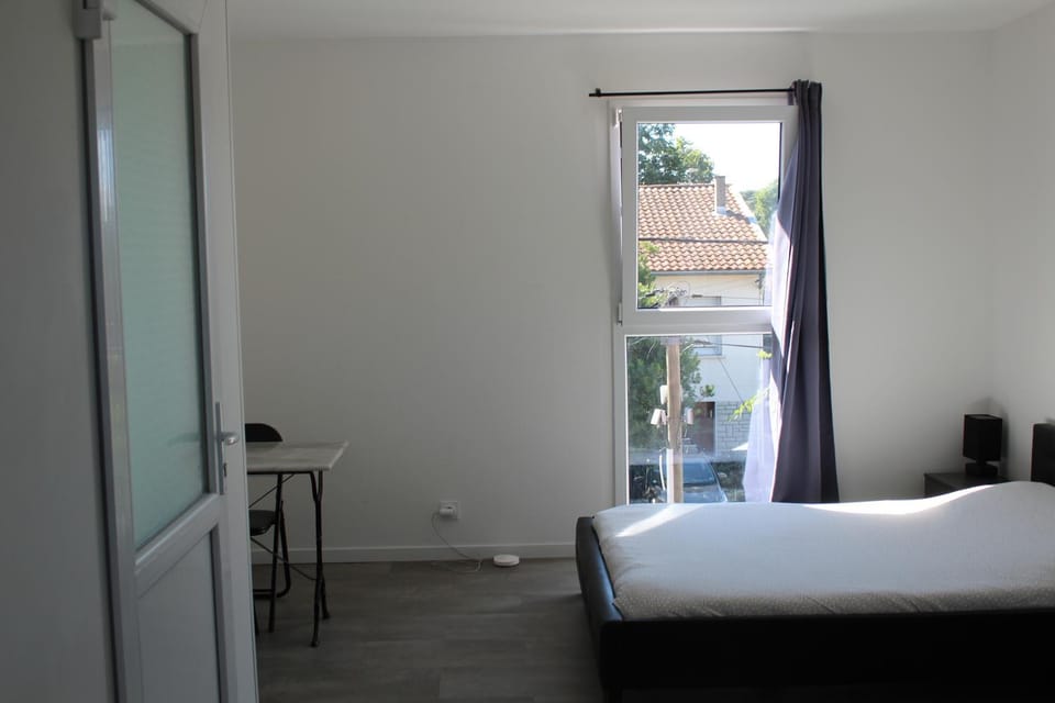 Etablissements Coulon - Talence (Chemin d'Ars) Apartment in Nouvelle-Aquitaine