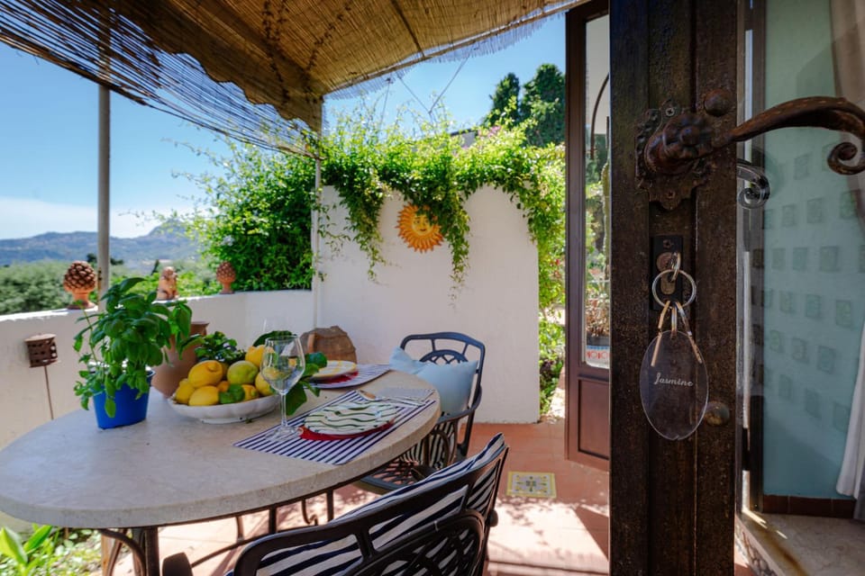 Day, Garden, View (from property/room), Balcony/Terrace, Garden view