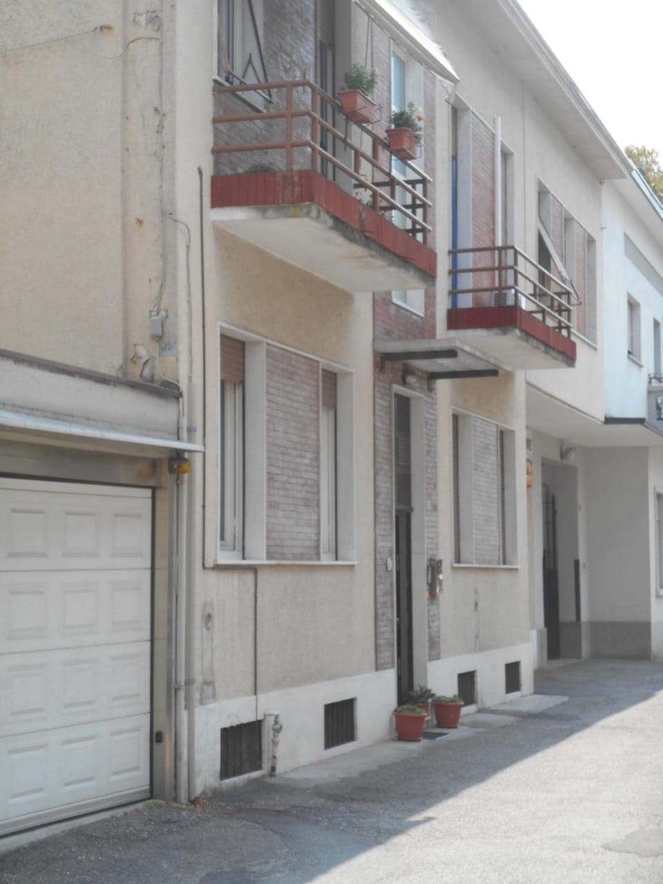 Facade/entrance, Decorative detail