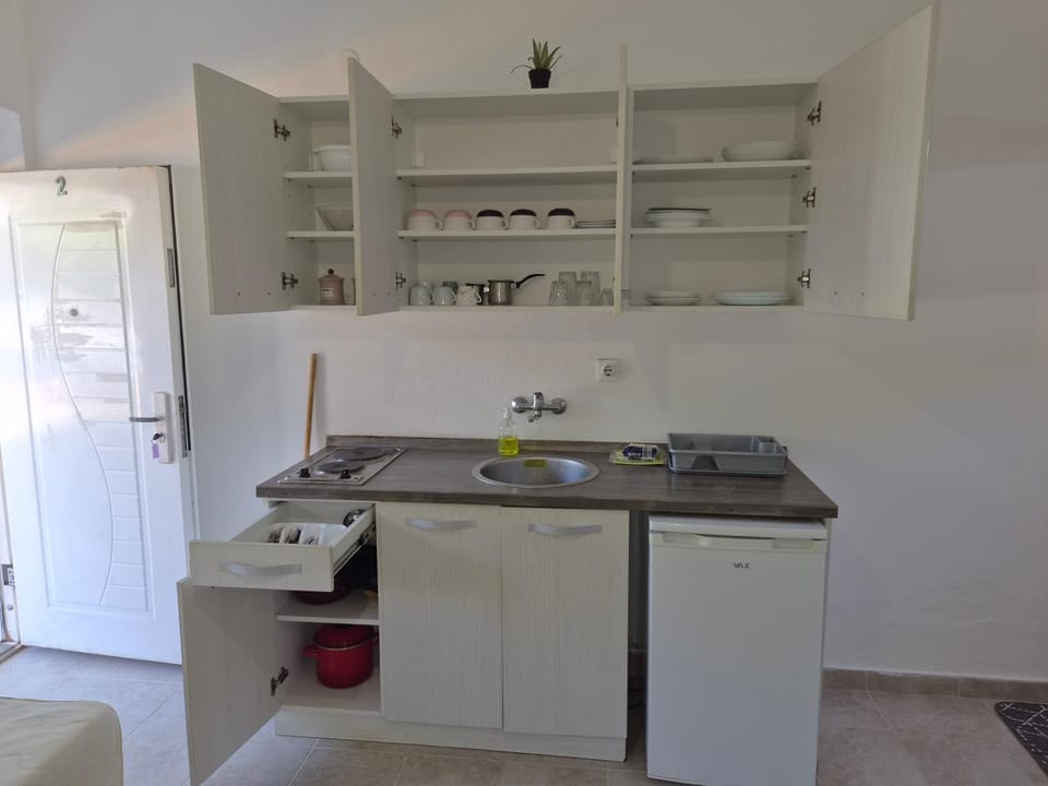 Guest House Levant Bed and Breakfast in Budva Municipality