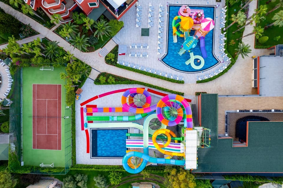 Pool view, Swimming pool, Sports