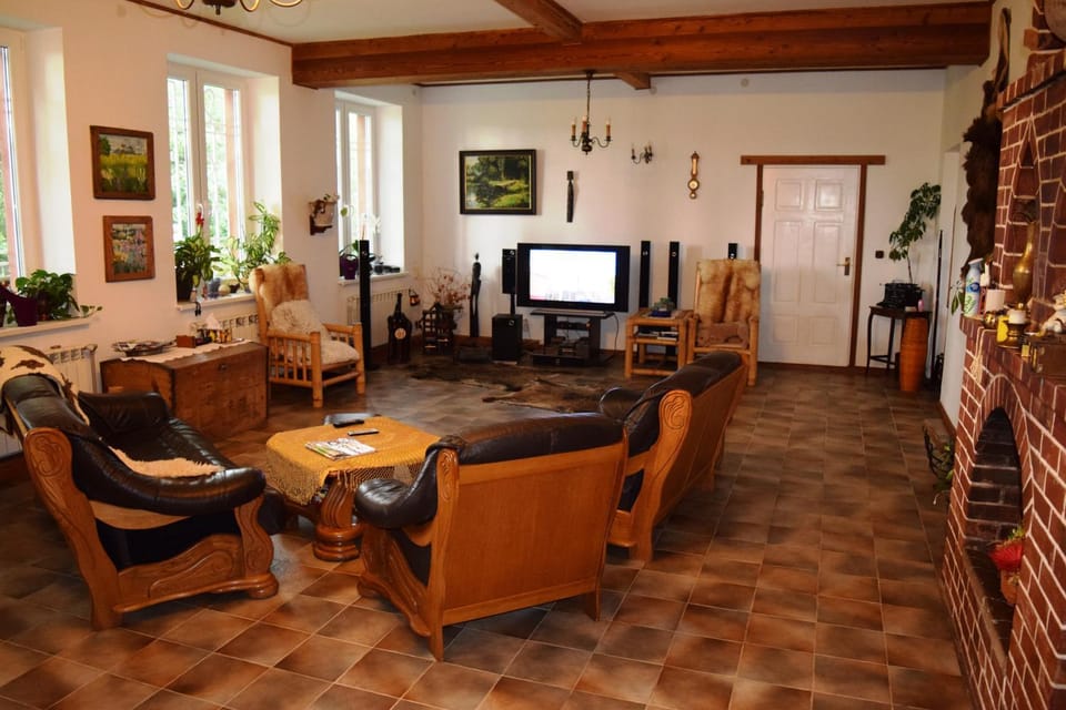 Communal lounge/ TV room, Internal: Not applicable to any particular room