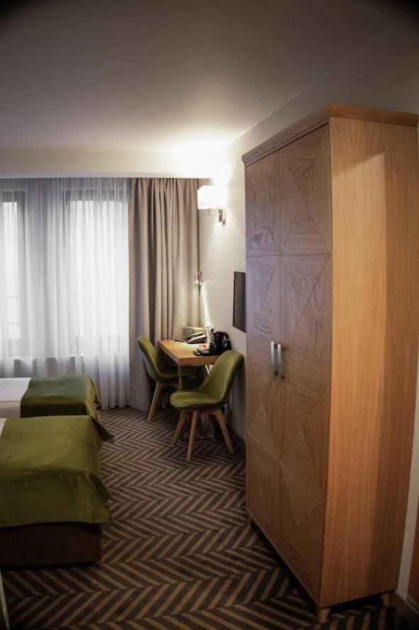 Bed, Living room, Photo of the whole room, Seating area, Bedroom, wardrobe