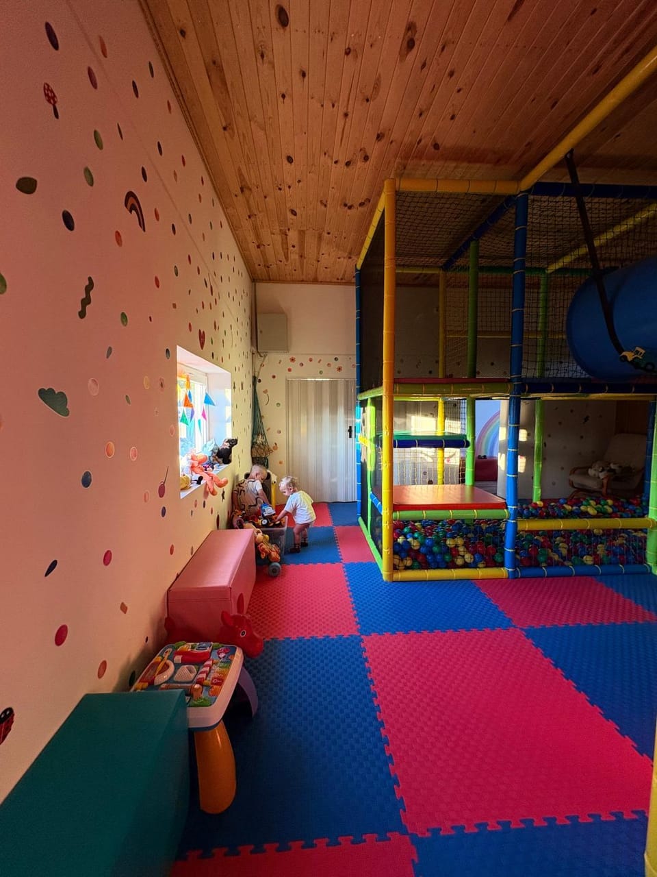 Kids's club