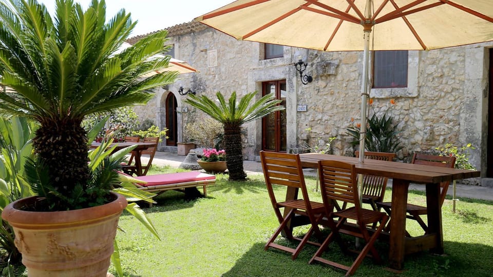 Patio, Balcony/Terrace