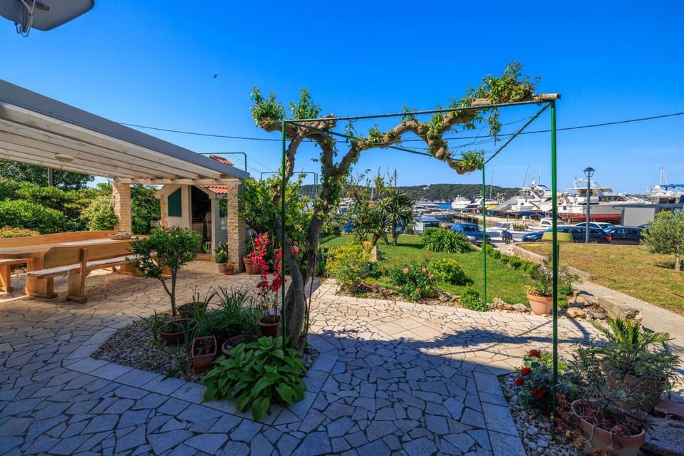 Patio, Balcony/Terrace