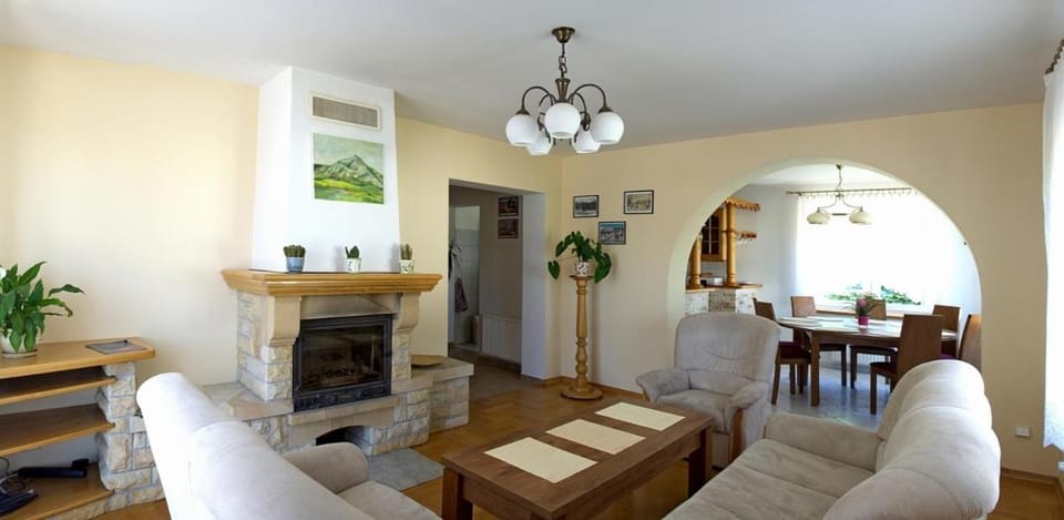 Willa u Basi Villa in Lower Silesian Voivodeship