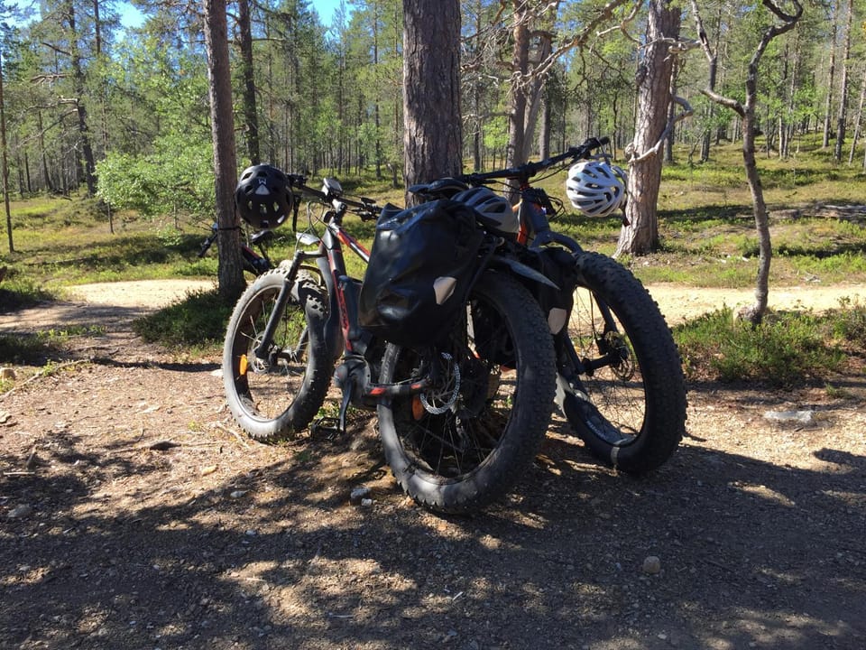 Day, People, Neighbourhood, Natural landscape, Activities, Cycling, group of guests
