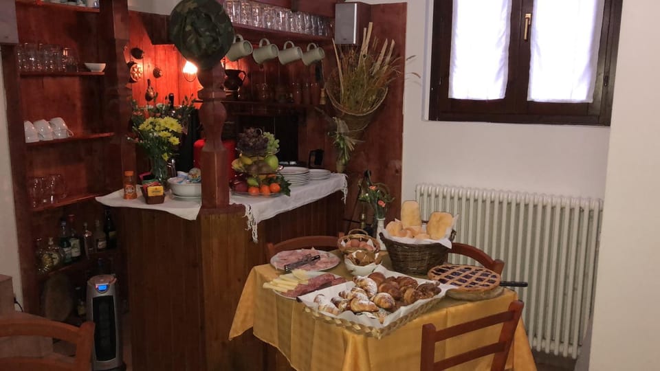 Food and drinks