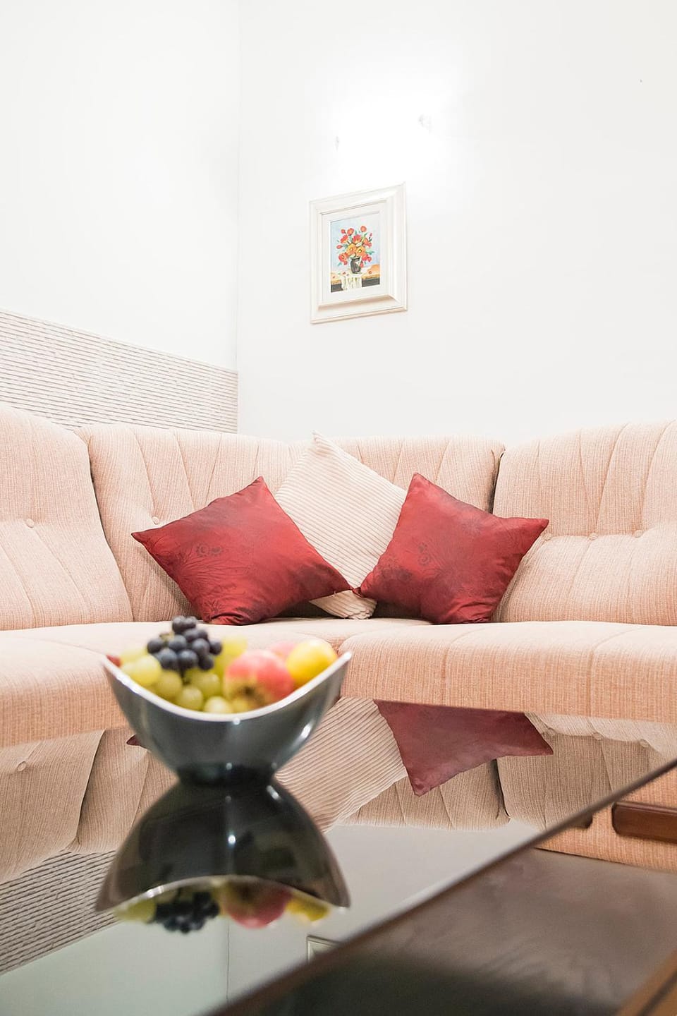 Living room, Seating area, young children, older children, group of guests, Family