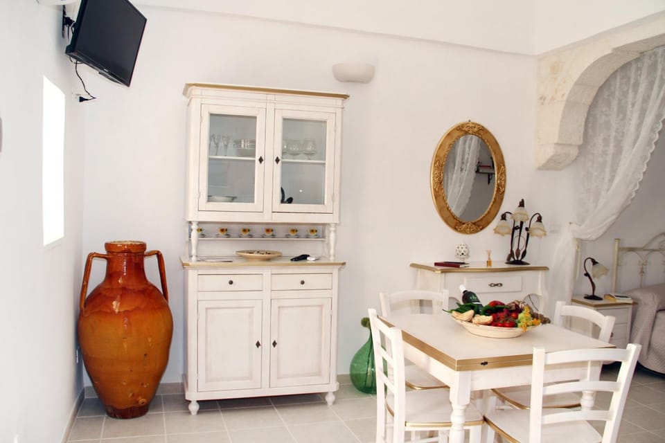 Communal lounge/ TV room, Communal kitchen