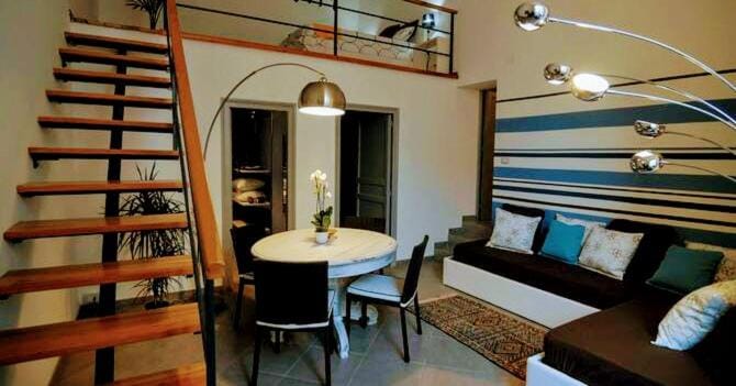 Living room, Seating area, Dining area