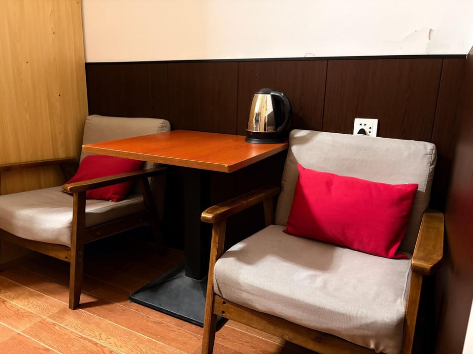 Suzhou Blue Gate Books&Kombucha Lounge Hostel in Suzhou