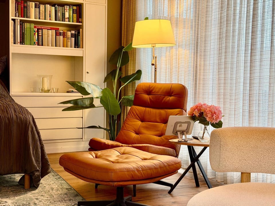 Property building, Living room