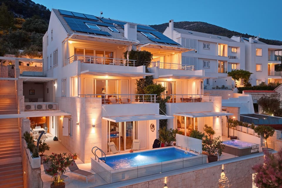 Belado Residence Bol Apartment hotel in Bol