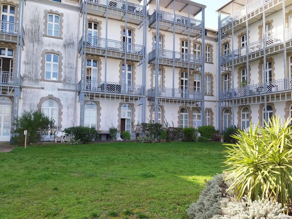 Le Croisic Face Mer Apartment in Le Croisic