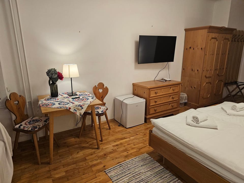 Pension Buchner Bed and Breakfast in Zell am See