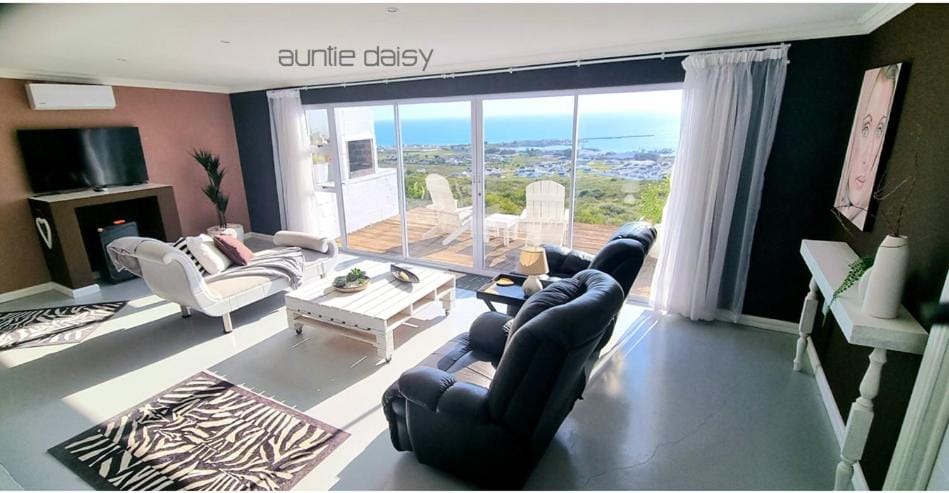 Balcony/Terrace, Living room