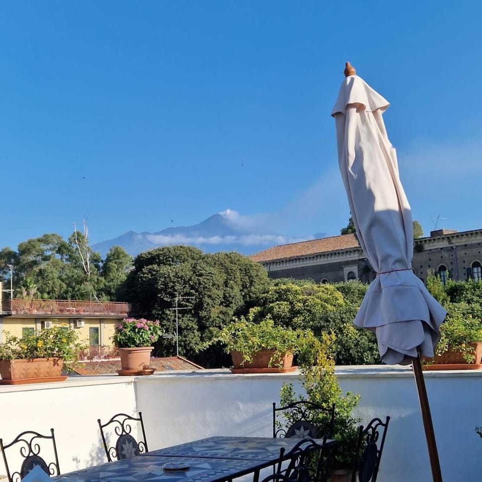 B&B Palazzo Gambino Bed and Breakfast in Acireale