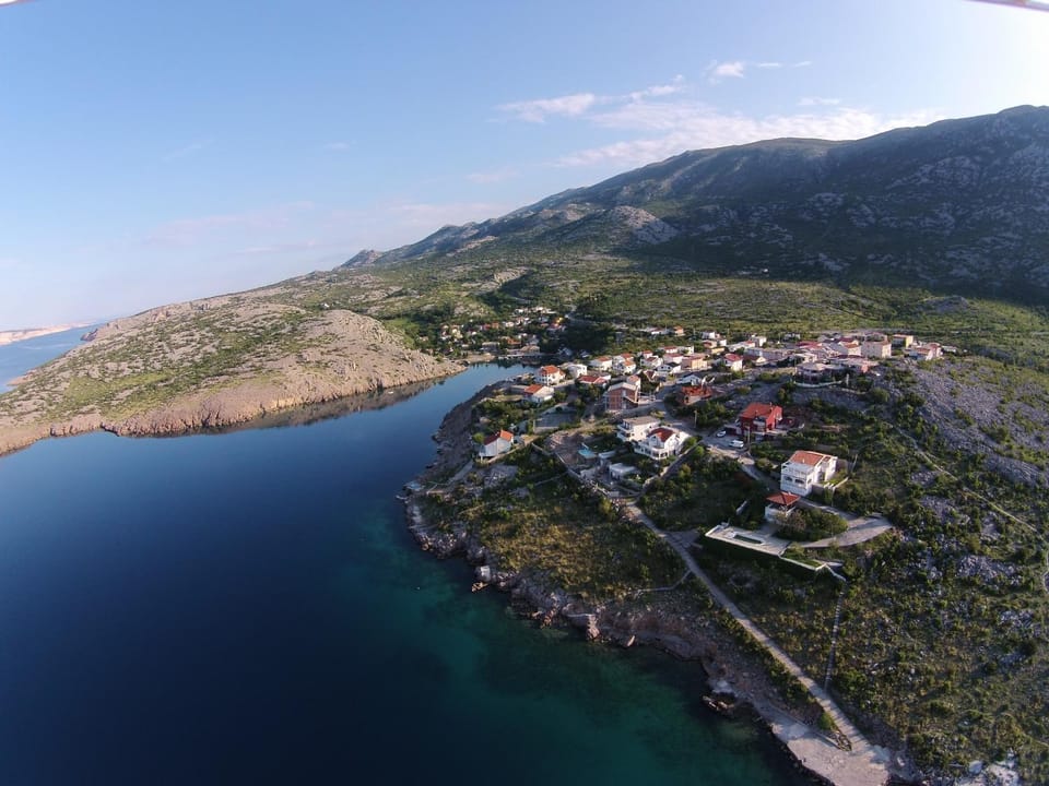 Neighbourhood, Natural landscape, Bird's eye view