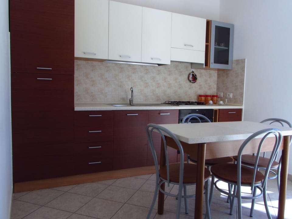 Kitchen or kitchenette, Living room, Photo of the whole room