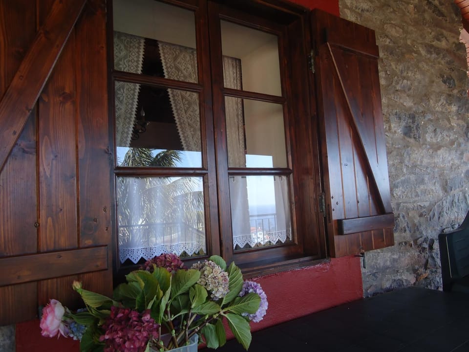 Property building, Decorative detail