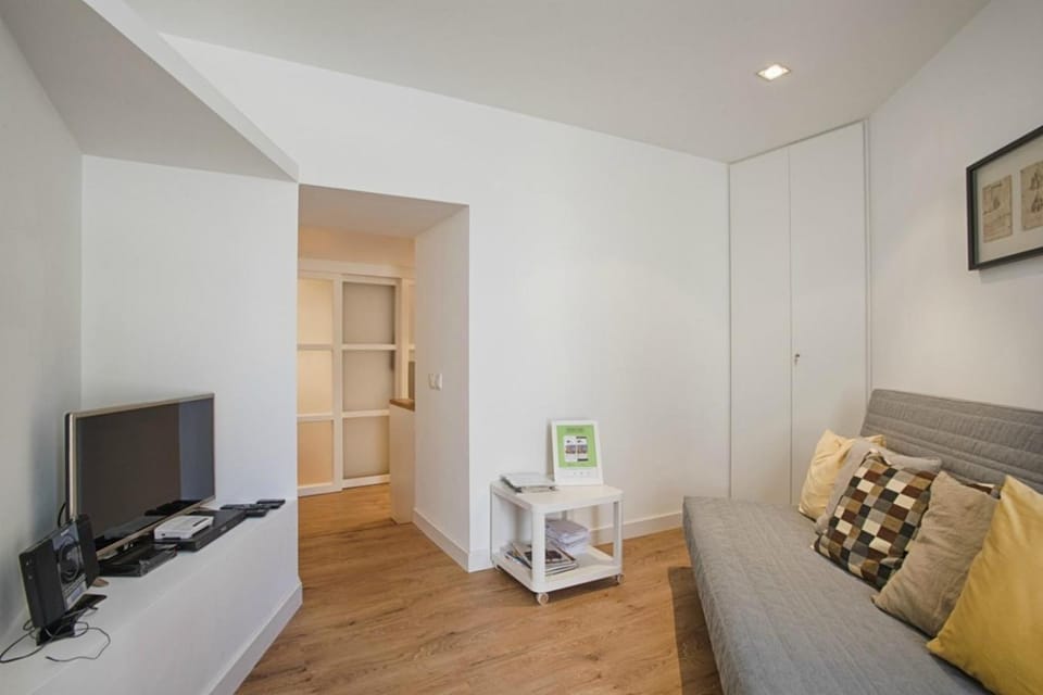 Communal lounge/ TV room, Living room