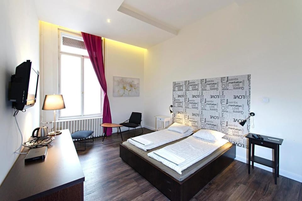 Central 5 Guest House Bed and Breakfast in Budapest