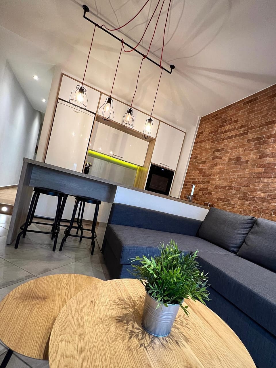 Kitchen or kitchenette, Living room, Seating area