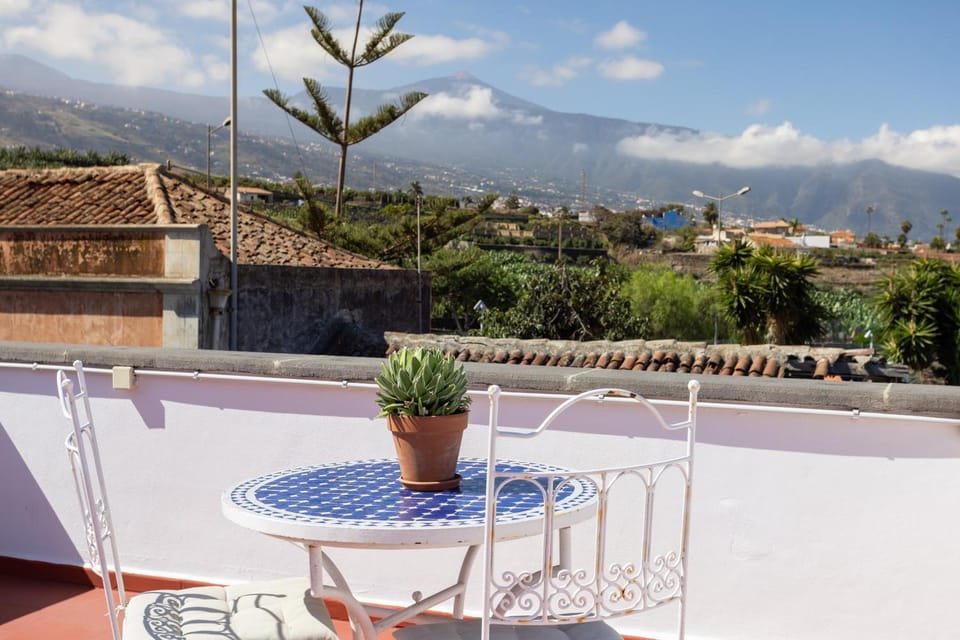 Natural landscape, View (from property/room), Balcony/Terrace, Mountain view