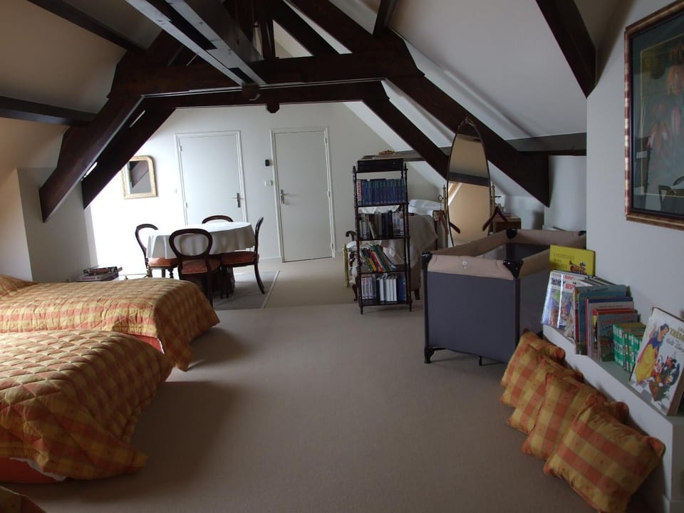 il giardino F Heudier ,E Decourcy ,Tessy sur vire Manche Bed and Breakfast in Normandy