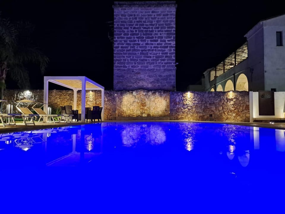 Night, Pool view, Swimming pool, sunbed