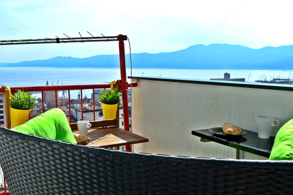 Bird's eye view, Balcony/Terrace, Sea view
