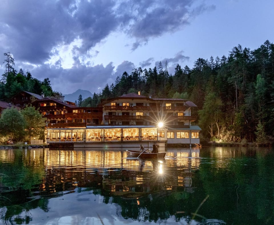 Parkhotel Tristachersee Hotel in Carinthia, Austria