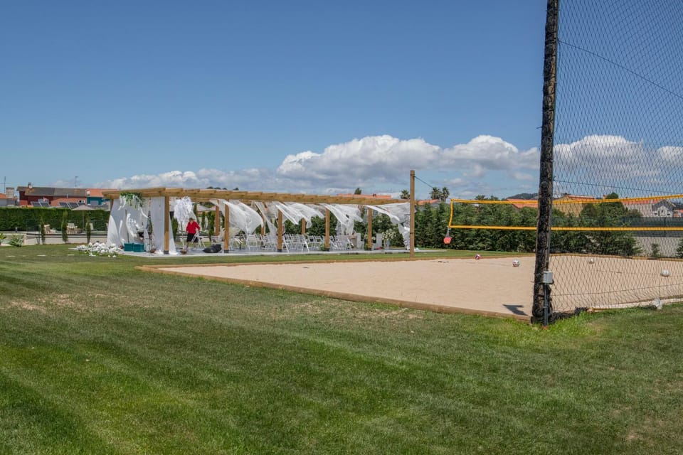 Garden, Banquet/Function facilities, Tennis court