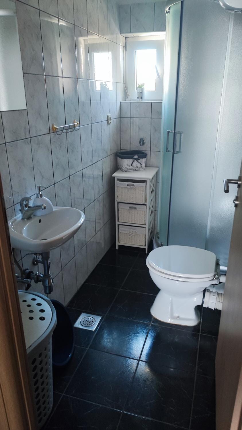 Shower, Toilet, Bathroom