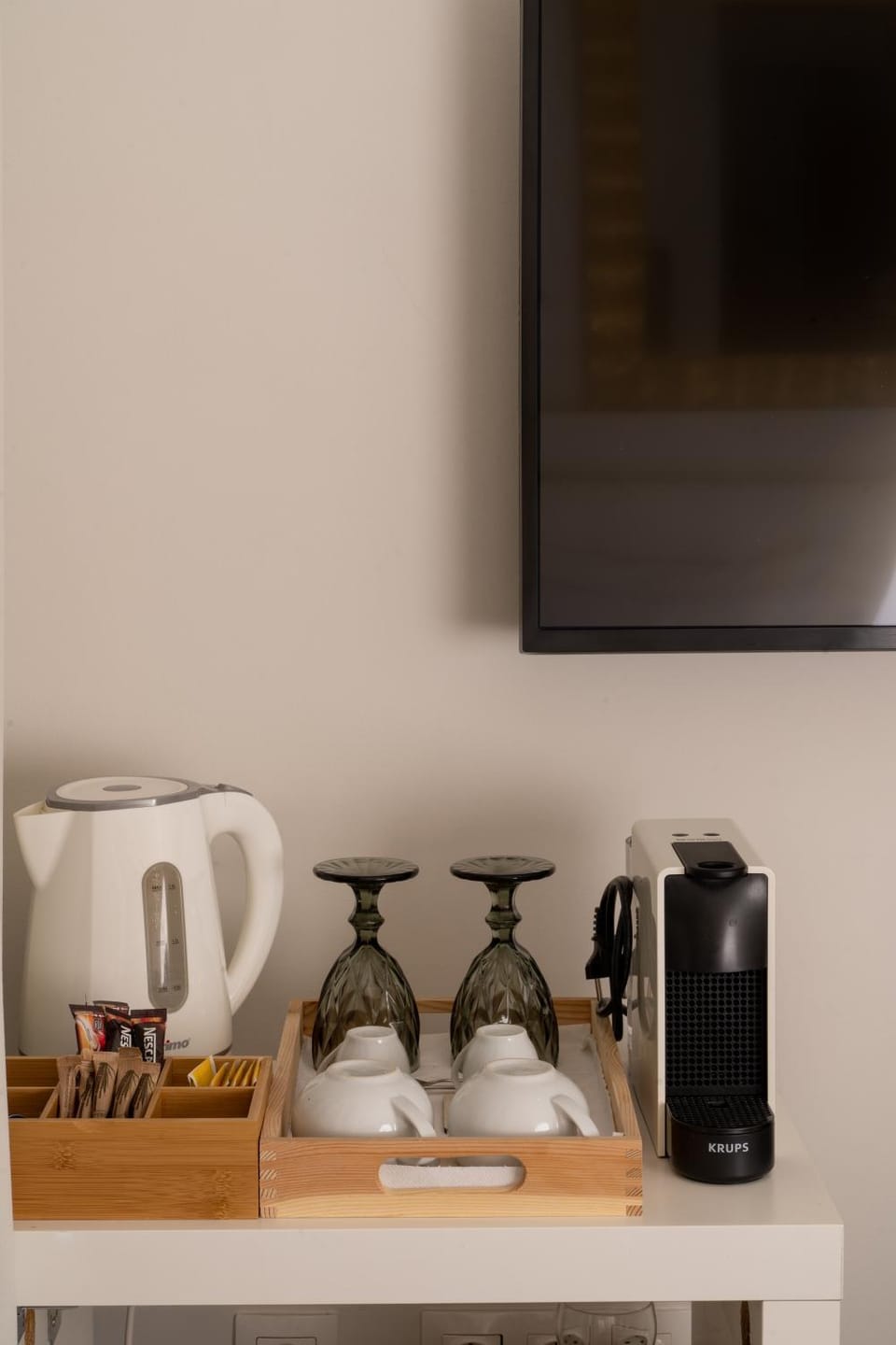 Coffee/tea facilities, Kitchen or kitchenette